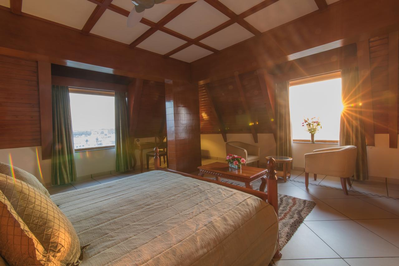 Sai Vishram Business Hotel Kammasandra Екстериор снимка