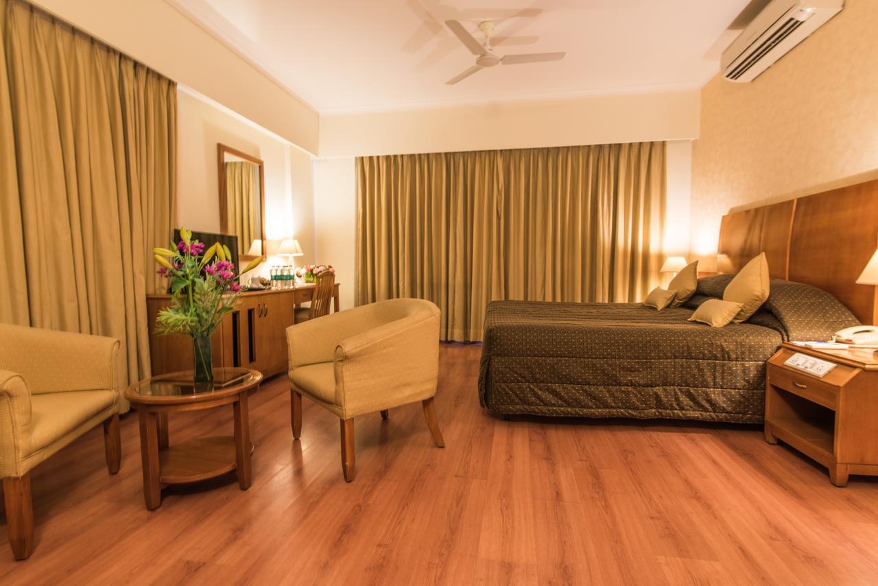 Sai Vishram Business Hotel Kammasandra Екстериор снимка