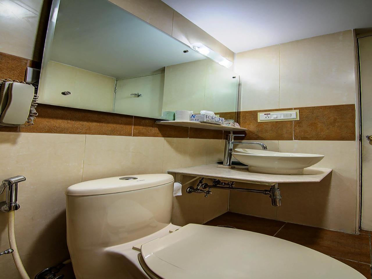 Sai Vishram Business Hotel Kammasandra Екстериор снимка