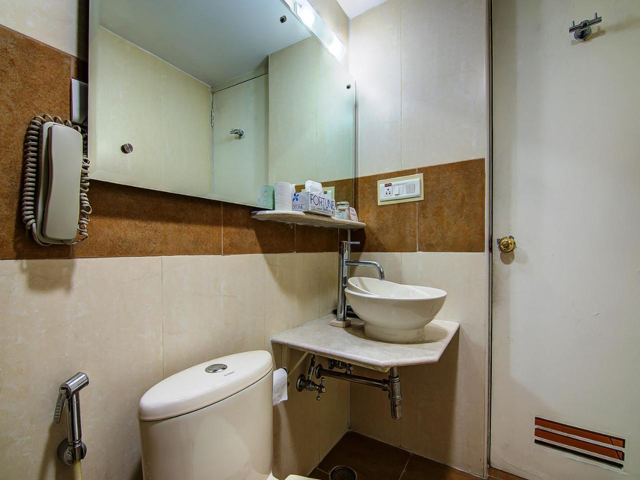 Sai Vishram Business Hotel Kammasandra Екстериор снимка