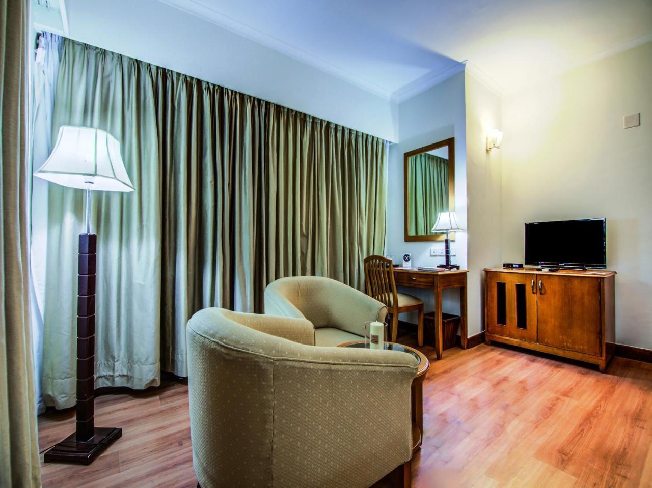Sai Vishram Business Hotel Kammasandra Екстериор снимка
